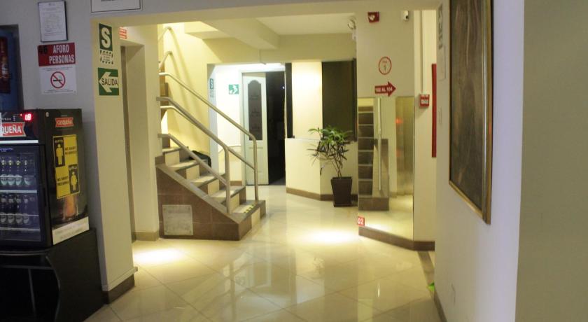 Hostal Bond photo