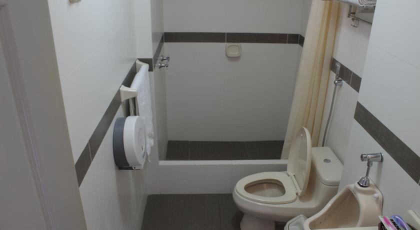 Hostal Bond photo