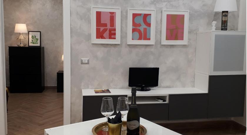 Etnea Street Apartment — Hotel in Catania