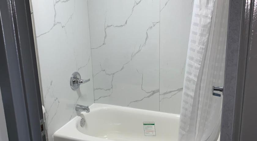 HomeTel Inn photo