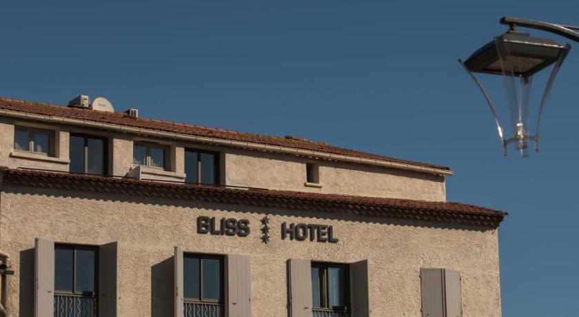 Bliss Hotel