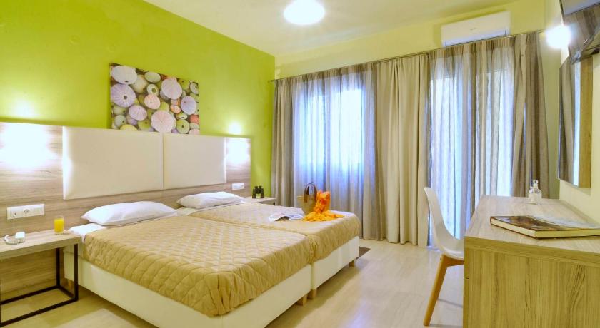 Hotel Orpheus — Hotel in Corfu Island