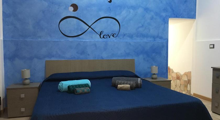 アウグスタ Casa al Duomo 3つ星 シングルルーム プール