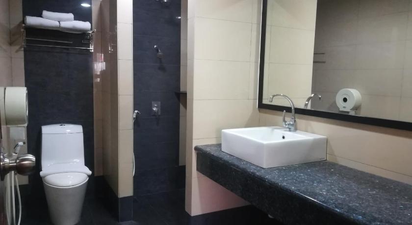Image of King Suite 2