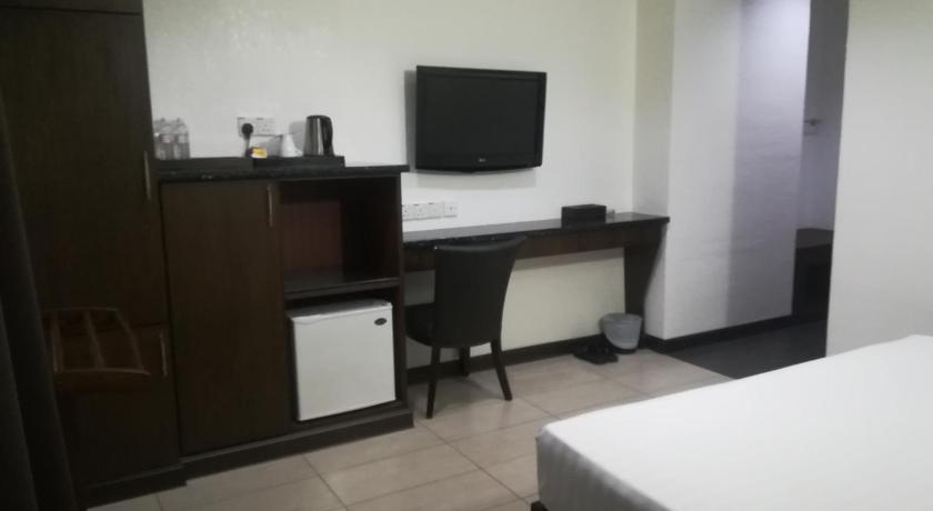 Image of Deluxe Room 9