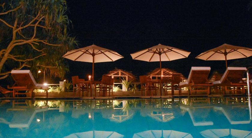 Hotel Refresh Blue – Hikkaduwa, CO