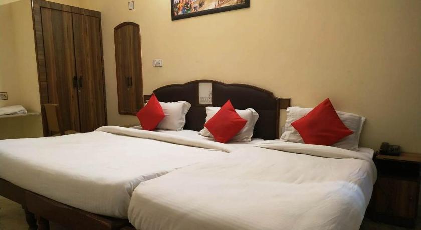 Vinayak Hotel