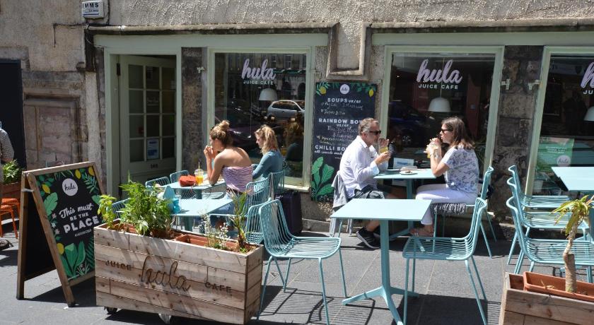 The Bolthole - Fantastic Old Town Location! photo