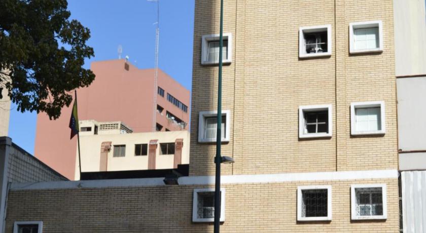 Hotel Tiburon — Hotel in Caracas