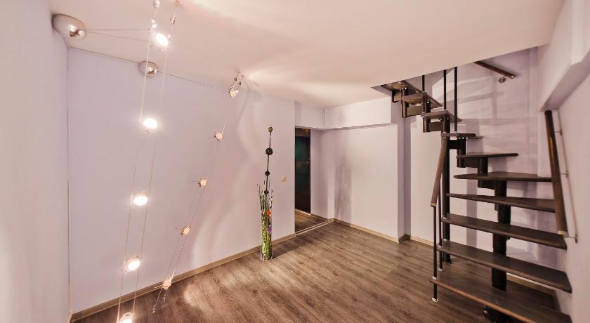 4 Rooms Hotel photo