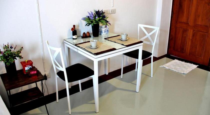 Bangkok The Meet Green Apartment 3-Star Hotel pool