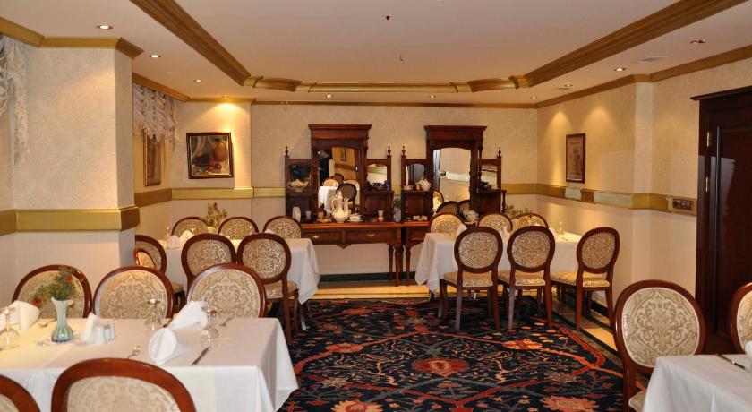 Aruna Boutique Hotel - image 11