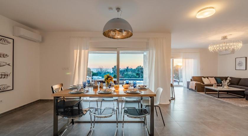 Villa Olea, luxury retreat with nature blend photo
