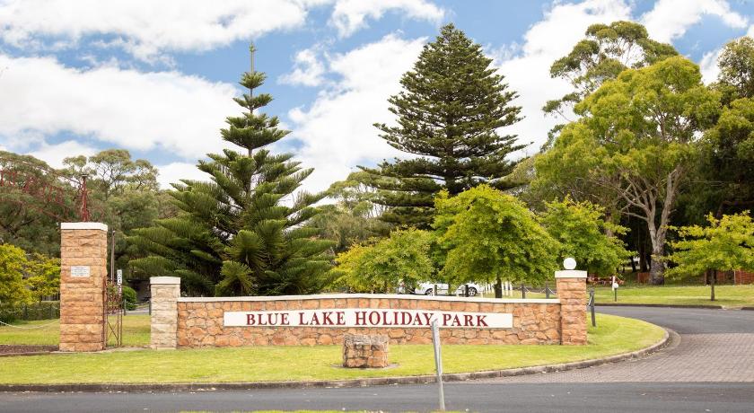 Blue Lake Holiday Park