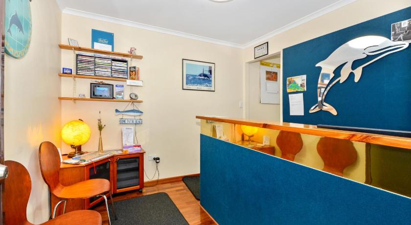 Dolphin Lodge photo