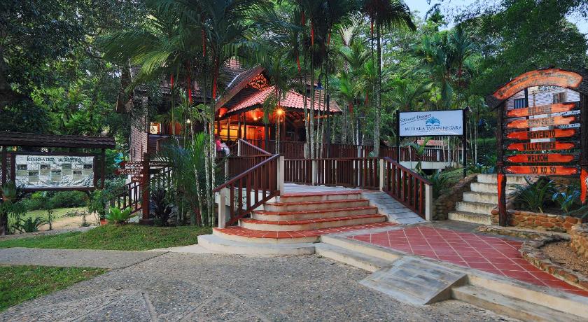 Kuala Tahan Mutiara Taman Negara 3-Star Hotel restaurant