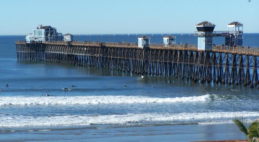 Harbor Inn & Suites Oceanside