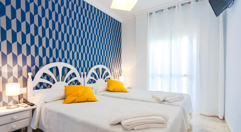Luna de Nerja — Hotel in Nerja