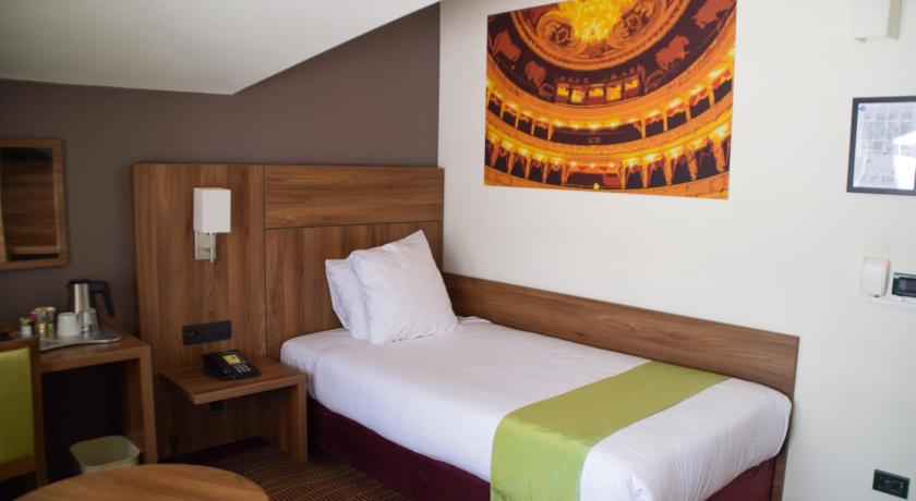 Quality Hotel Antwerpen Centrum Opera photo