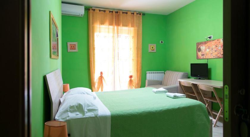 Image of Deluxe Double or Twin Room with Balcony 0