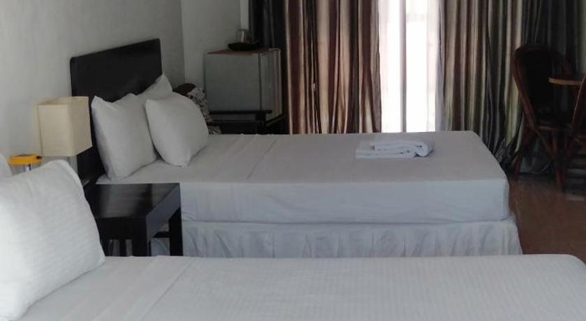 Boracay White Coral Hotel - image 36