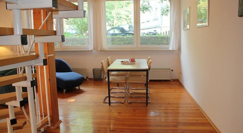 Image of Apartment - Split Level 4