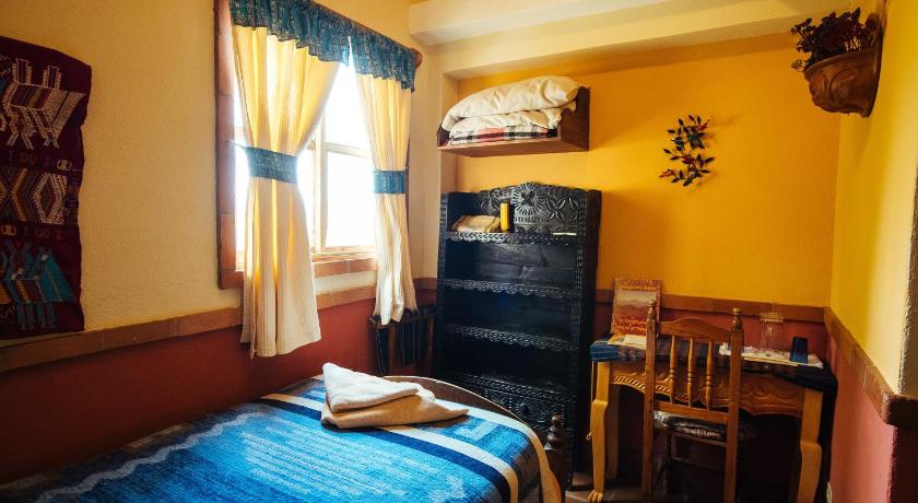 Image of Twin Room with Shared Bathroom 6