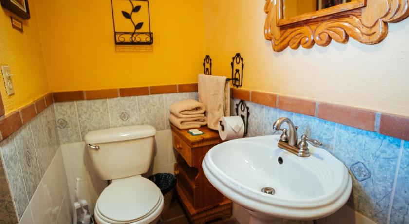 Image of Standard Triple Room 2