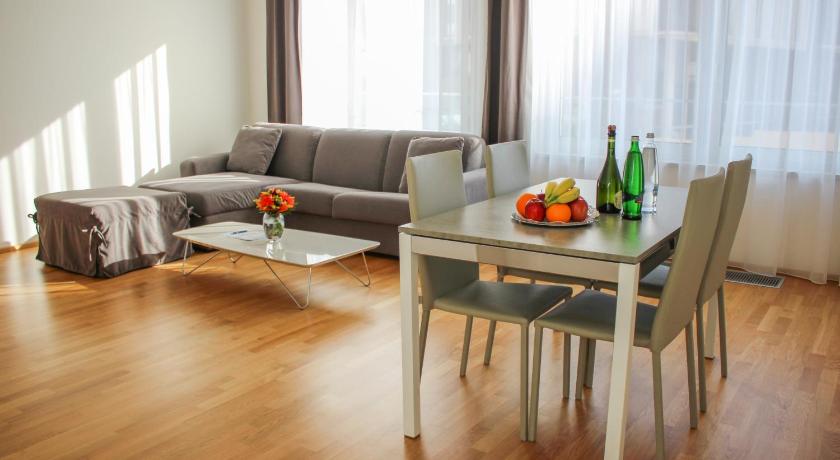 Image of Deluxe Two-Bedroom Apartment 6