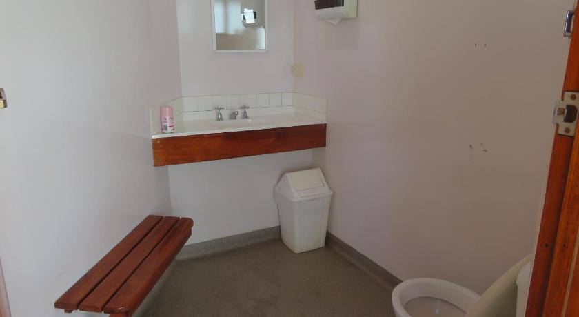 Latrobe Mersey River Cabin and Caravan Park photo