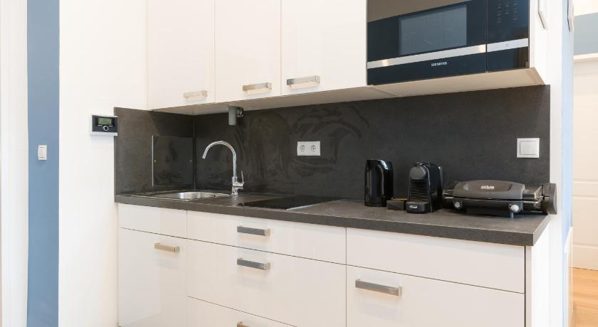 Image of Comfort Three-Bedroom Apartment (Top 18-20) 1