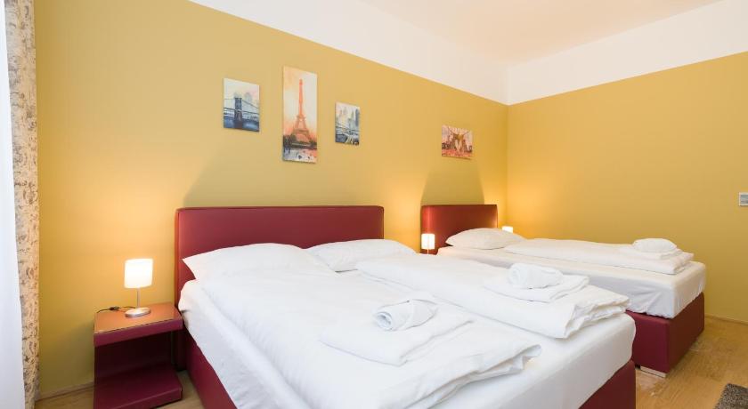 Image of Comfort Three-Bedroom Apartment (Top 18-20) 14