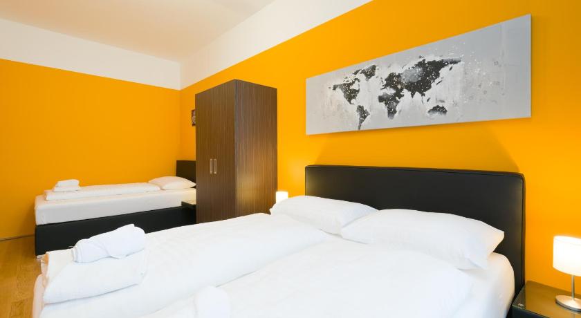 Image of Comfort Three-Bedroom Apartment (Top 18-20) 7