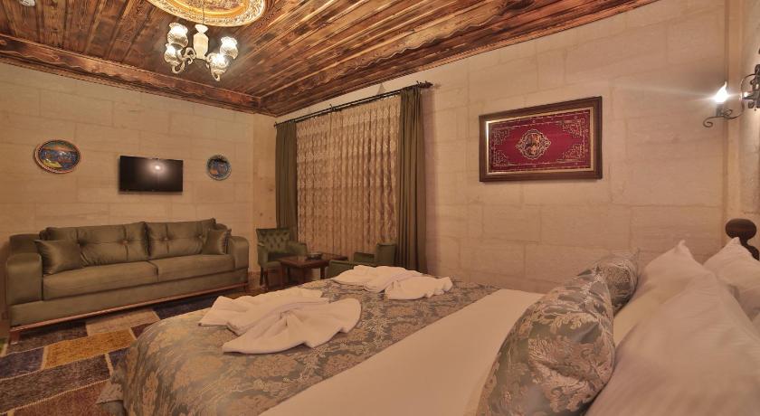 Caravanserai Inn Hotel