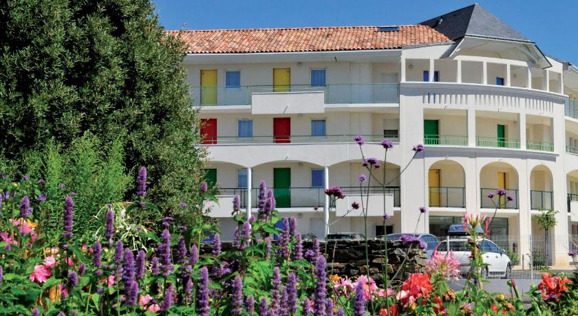Vacanceole - Les Jardins de l'Amiraute photo