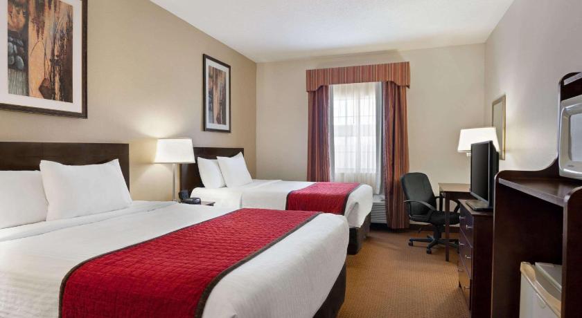 Ramada by Wyndham Elizabethtown