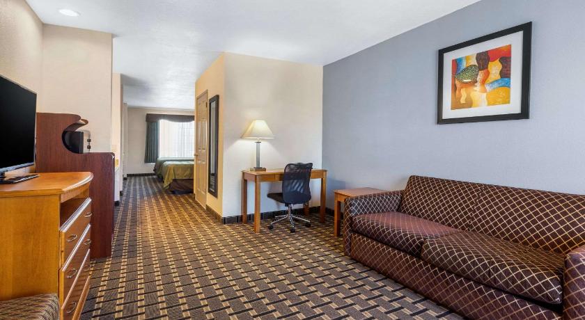 Quality Inn & Suites Huntington Beach