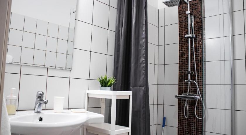 Image of Superior Double or Twin Room with Garden View 10