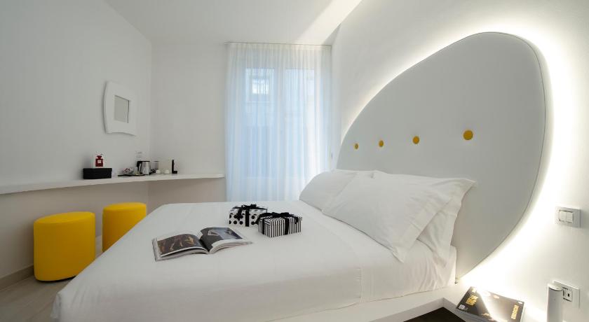 AHD Rooms