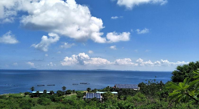Blue Ocean Bay photo
