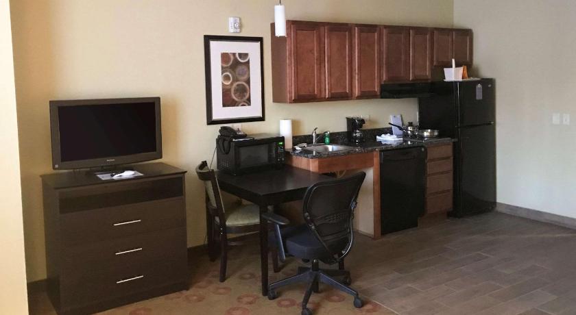 Suburban Extended Stay Hotel Cedar Falls