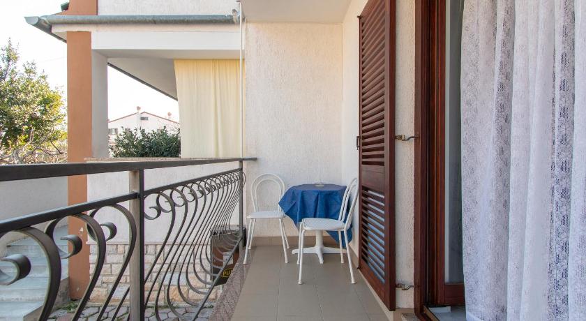Irena's place A1 photo