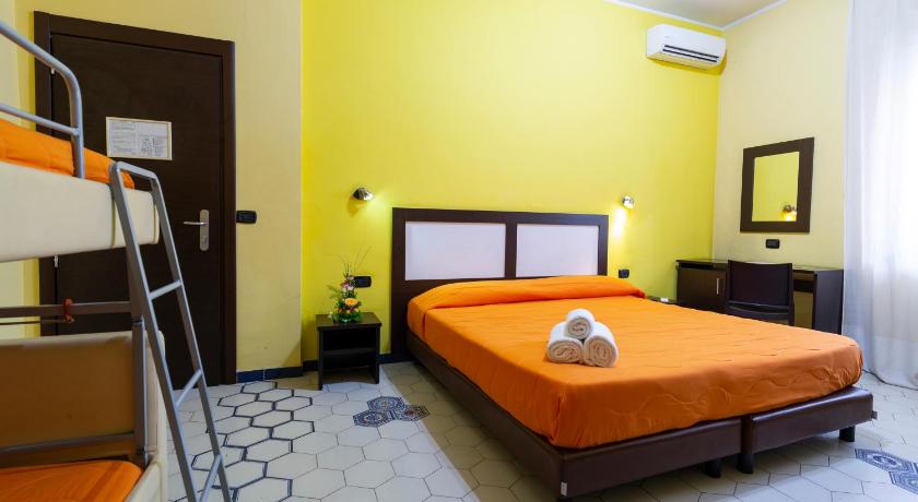 Image of Quadruple Room 5