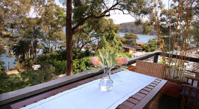 Refuge Cove On Pittwater photo