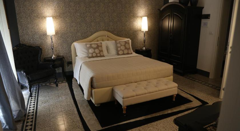 Image of Junior Suite with Balcony 1