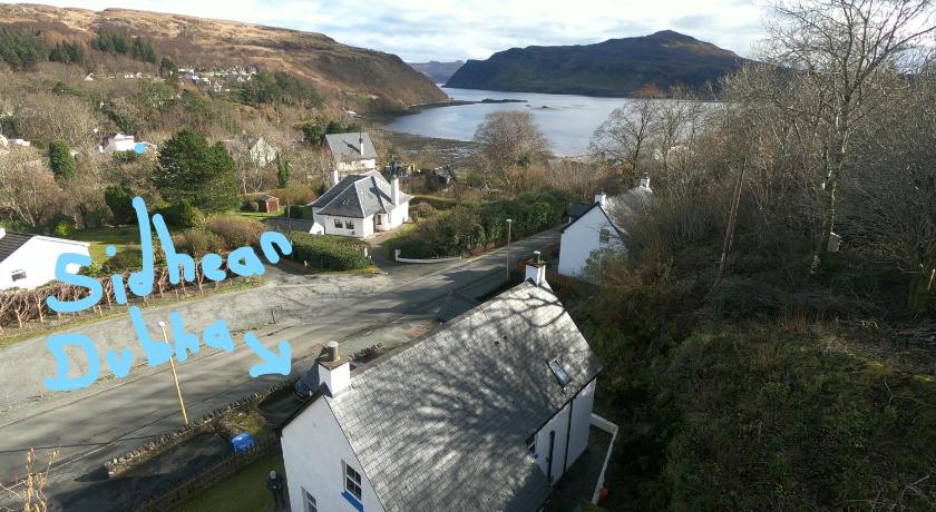 Sidhean Dubha Holiday Home — Hotel in Portree