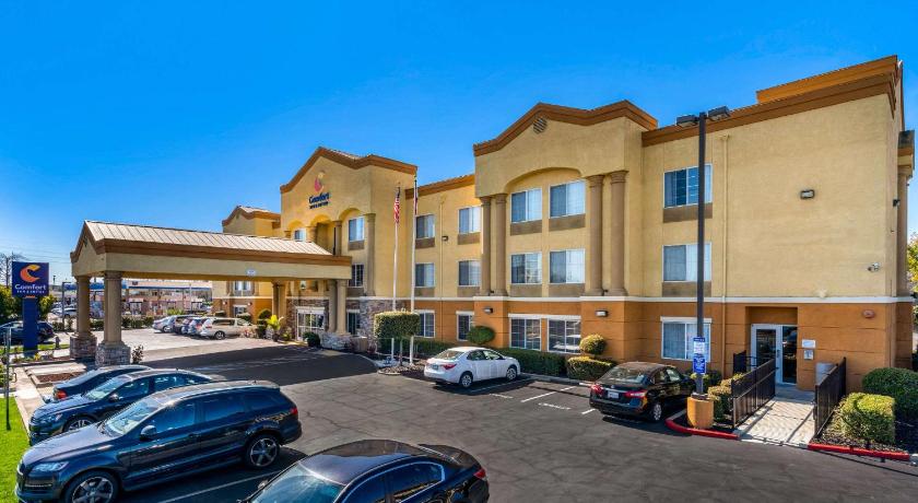 Comfort Inn & Suites Sacramento – University Area