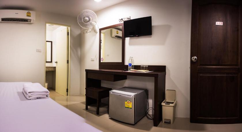 Image of Budget Double Room 2