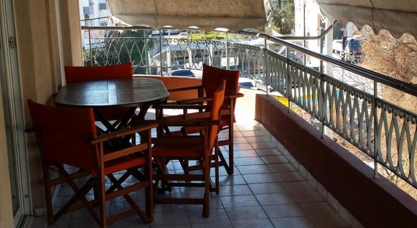 Athenian apartment next to "Chalandri" metro station photo