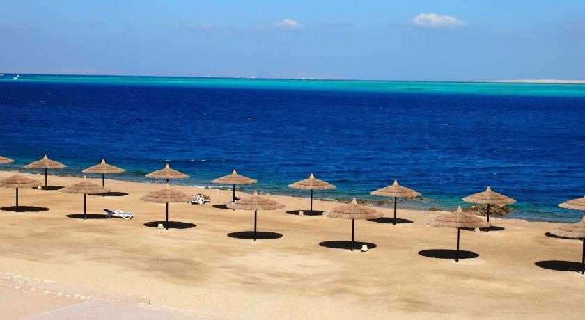 Beach, Pool View One bedroom Apt - B103 in Hurghada